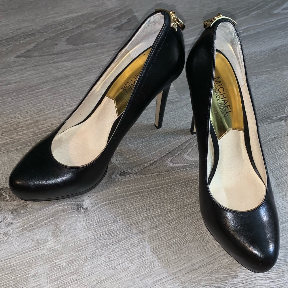 Michael Kors - Black Pumps - Size 7.5